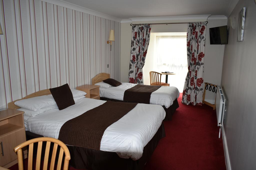 Hotel The Corralea Court Tuam Esterno foto