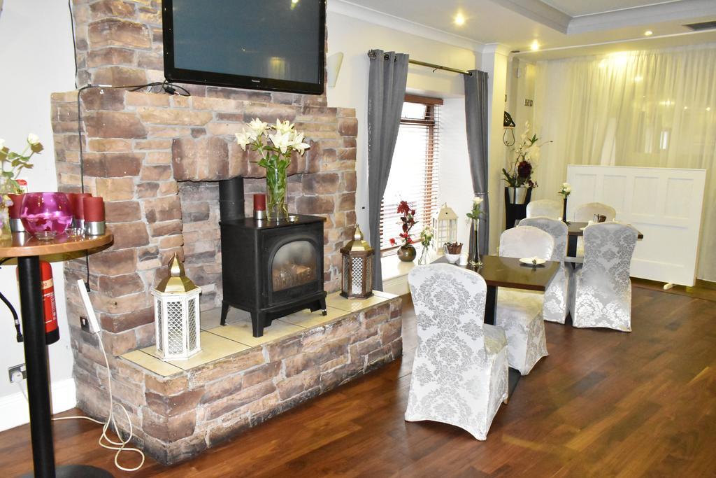Hotel The Corralea Court Tuam Esterno foto