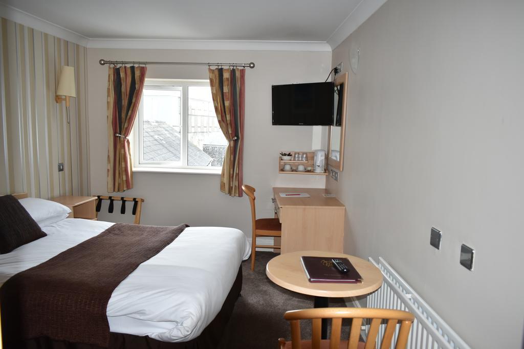 Hotel The Corralea Court Tuam Esterno foto
